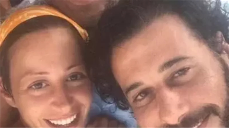 منة شلبي وأحمد السعدني