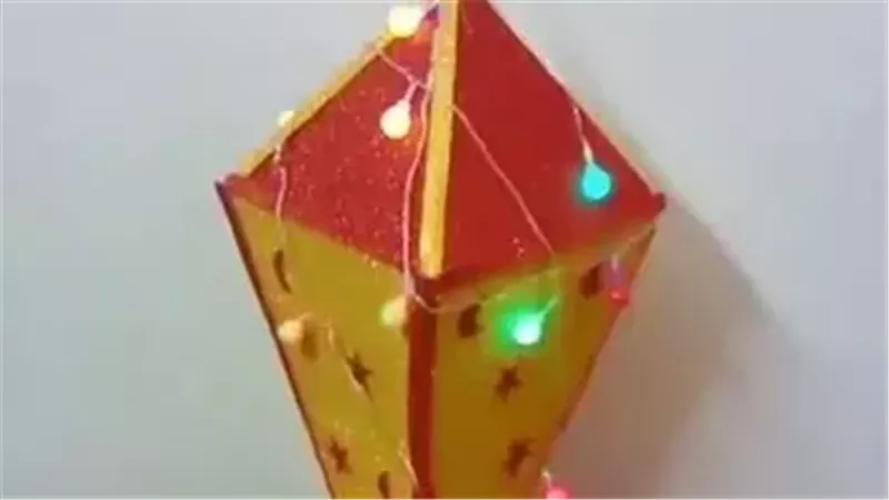 فانوس رمضان من الورق