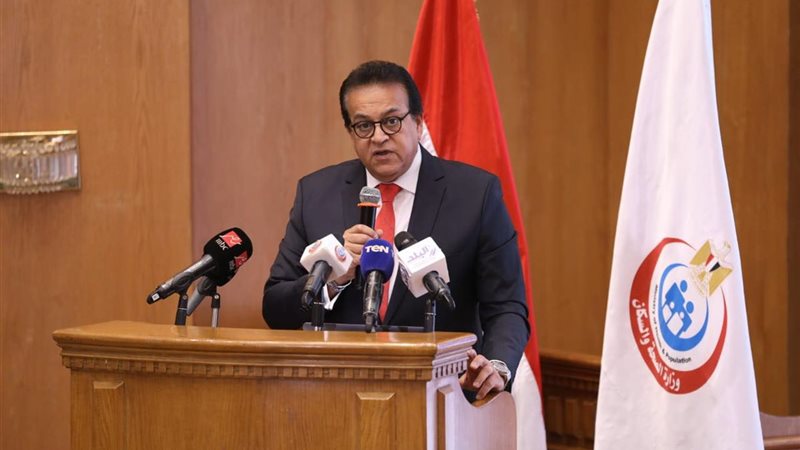 الدكتور خالد عبد