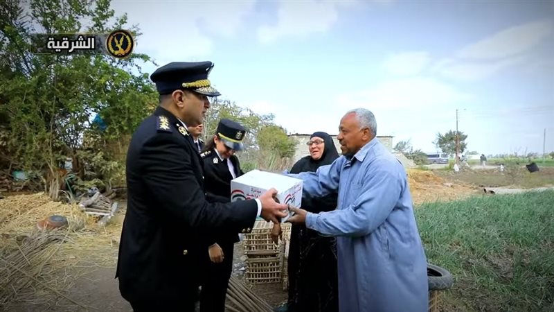 هدايا عينية للمواطنين