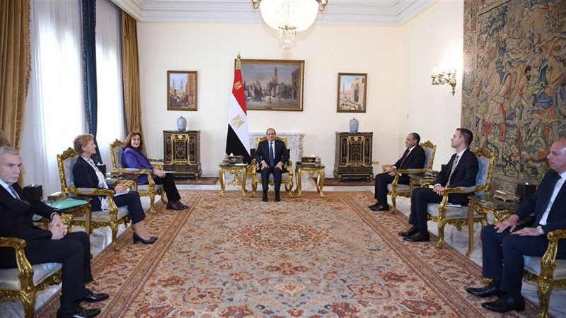 الرئيس السيسي والوفد