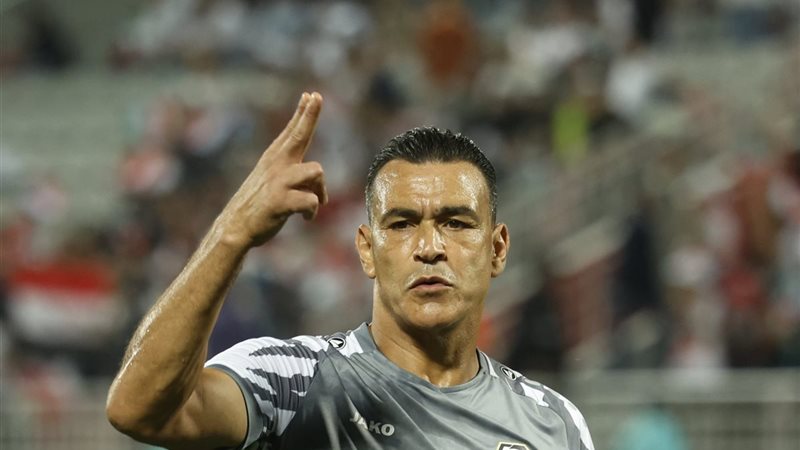 عصام الحضرى