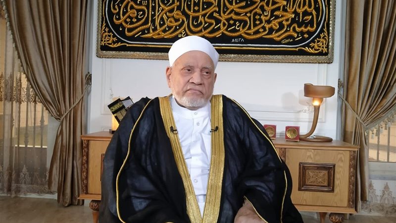 الدكتور أحمد عمر