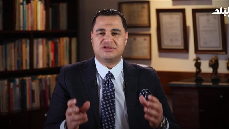الدكتور أحمد هارون