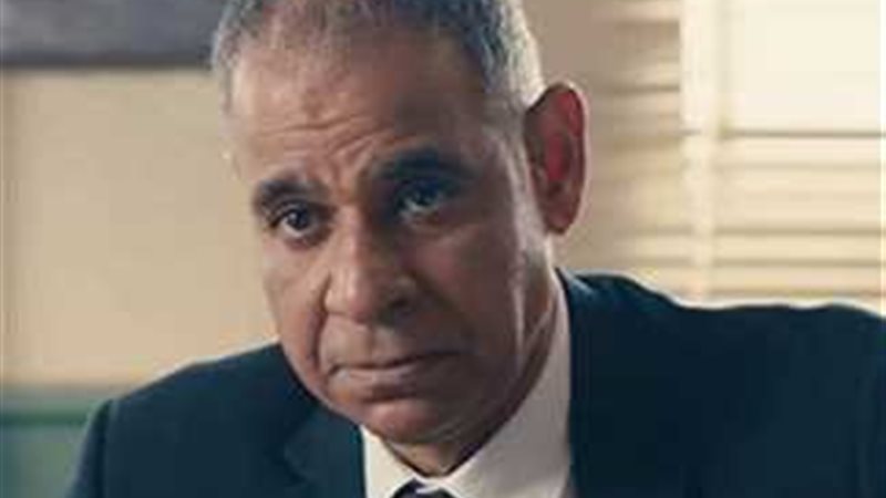 الفنان محمود البزاوي
