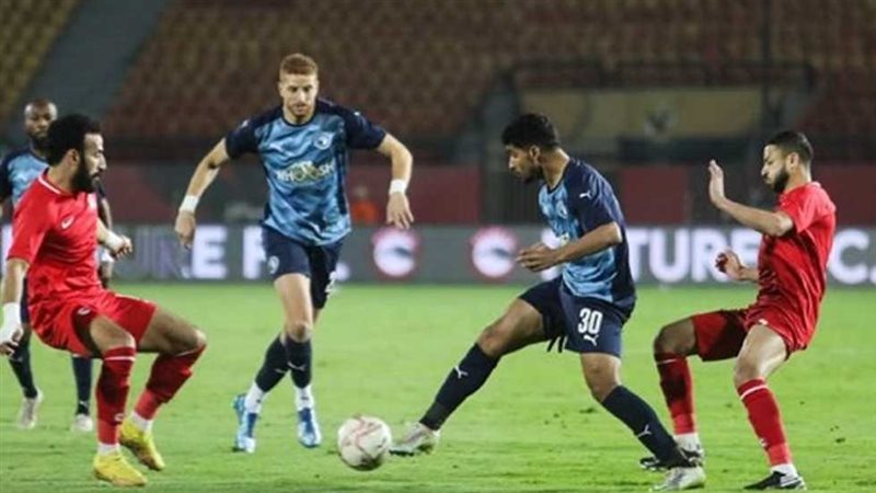 الجيش الملكي وبيراميدز