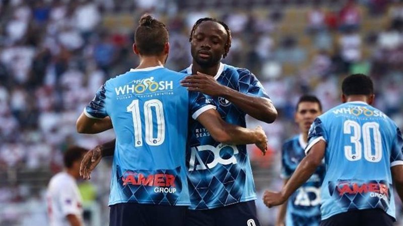 بيراميدز ينجو من
