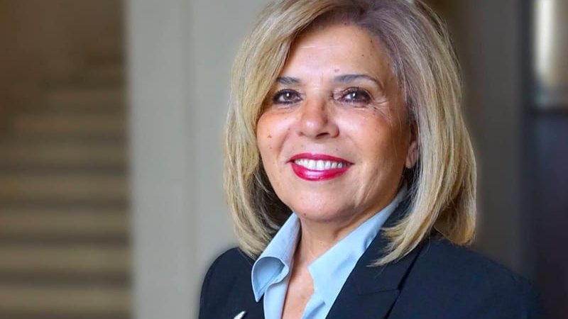 السفيرة مشيرة خطاب