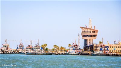 انتعاشة في حركة تداول السفن والحاويات في ميناء دمياط 