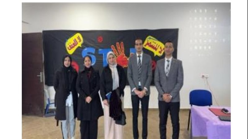 طلاب الجامعات في