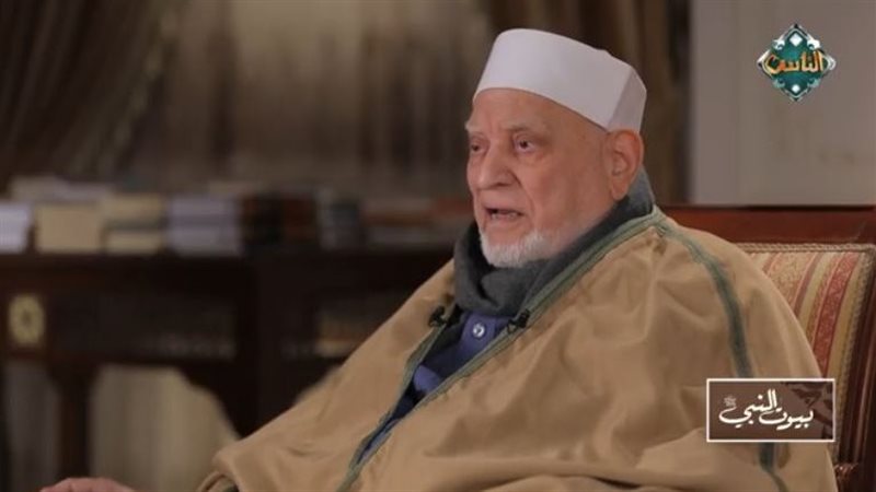 الدكتور أحمد عمر