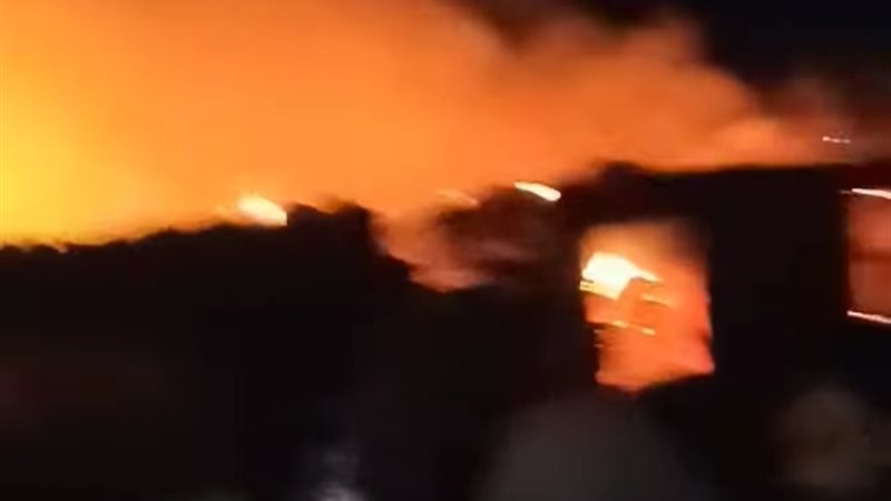 صورة حريق المزرعة