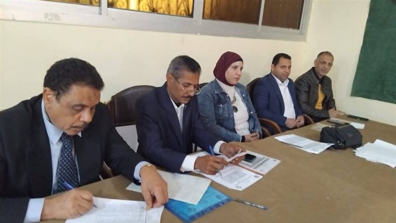 لجنة التحكيم