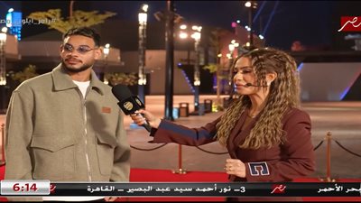 رامز جلال ساخرًا من دونجا: جاي بنظارة مضروبة.. والأخر: رامز موجود ربنا يستر 