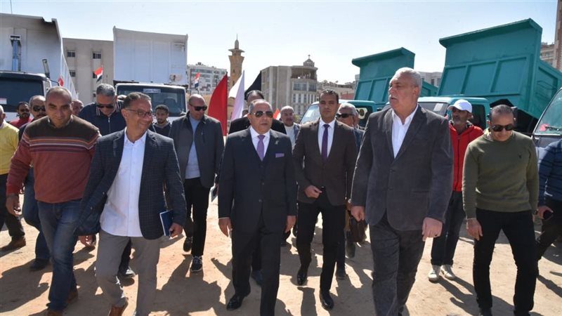 محافظ بورسعيد خلال