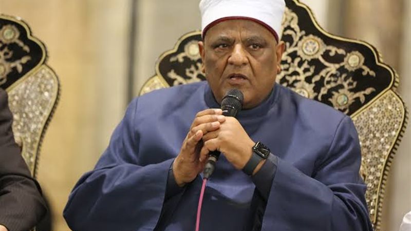 الدكتور عباس شومان