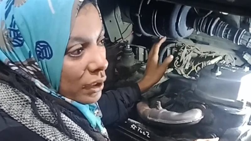السيدة ايه عبد الرحمن