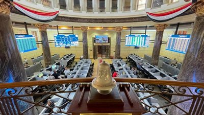 خبير اقتصادي يكشف توقعات تحقيق مكاسب في البورصة المصرية (فيديو)
