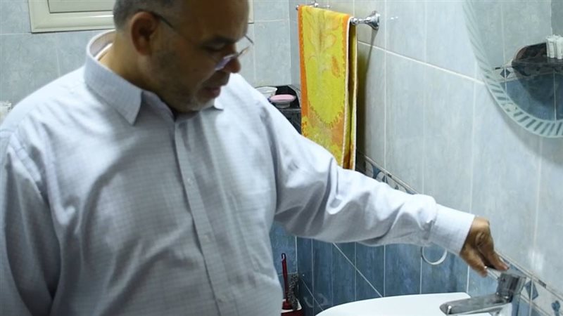 تشغيل المياه داخل