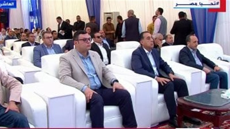 تسليم عقود سكن لكل