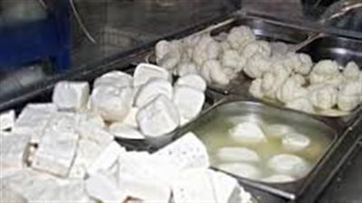 ضبط 3 أطنان من الجبن والكاكاوغير صالحة للاستخدام الآدمي