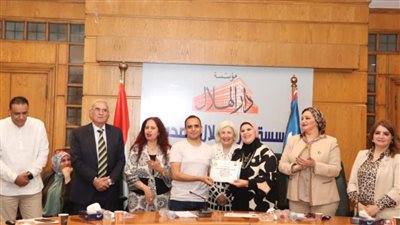 المشاركون في صالون مجلة حواء: نعيش حياة كريمة في عهد الرئيس السيسي
