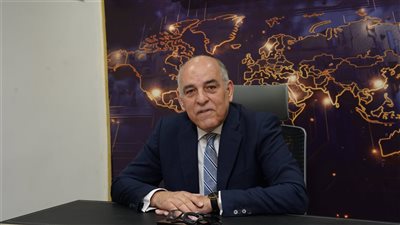 وزير البترول الأسبق: 35 جنيهًا السعر العادل  للبنزين في مصر | خاص