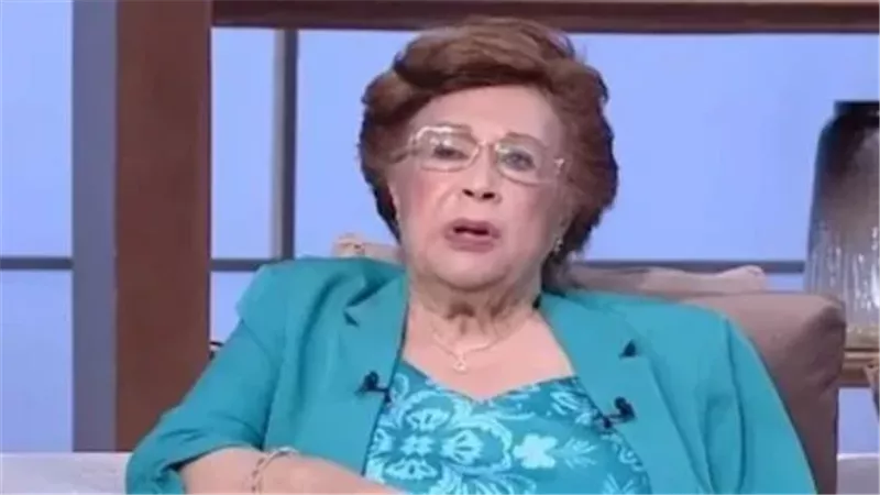 الدكتورة نوال الدجوي