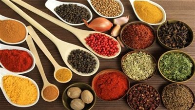 توابل طبيعية قد تساعدك على تقليل السعرات الحرارية.. الفلفل الحار في الصدارة