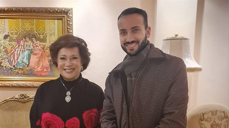 الطبيب المعالج للدكتورة
