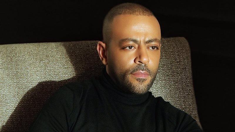 تامر عاشور 