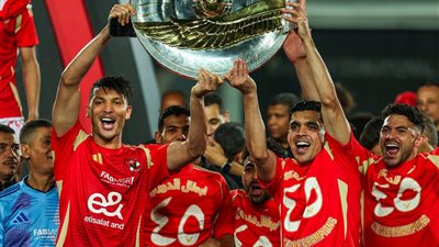 بن شرقي: فرحة أول بطولة مع الأهلي لا توصف.. ومعلول يستحق تمثالًا