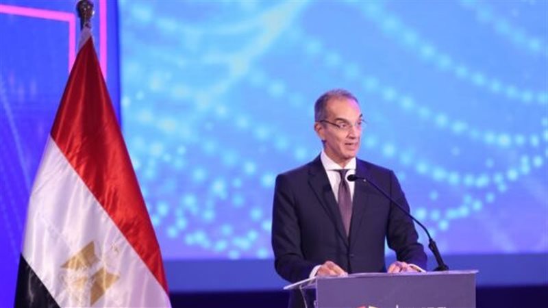 وزير الاتصالات