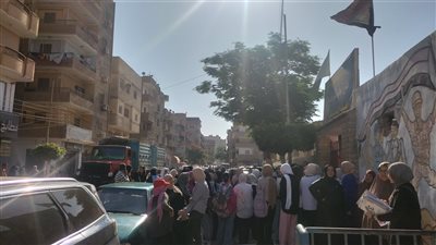 اسمه على الورقة.. ضبط طالب صور امتحان الجبر للشهادة الإعدادية في المنوفية