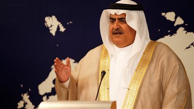 وزير خارجية البحرين: خطة دبلوماسية عربية لوقف إطلاق النار في غزة ورفض التهجير