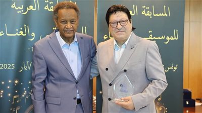  رئيس اتحاد إذاعات الدول العربية يكرم  محمد الحلو 