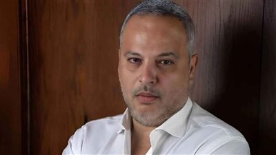 بعد تدهورحالته الصحية .. تامر عبد المنعم يطلب الدعاء لوالده 