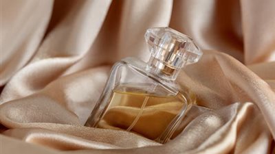 بـ 5 خطوات بسيطة كيف تحافظ على رائحة عطرك خلال عيد الأضحى 