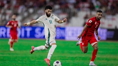 منتخب السعودية يهزم البحرين خارج الديار ويشعل صراع المجموعة بتصفيات المونديال