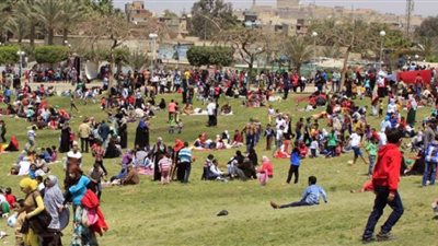  أجواء مبهجة.. الحدائق العامة تستقبل الزوار في أول أيام عيد الأضحى