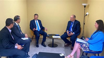 وزير الزراعة يلتقي مفوض الاتحاد الأوروبي للثروة السمكية 