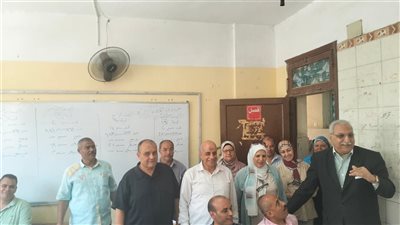 مدير تعليم القليوبية: مصلحة الطلاب على رأس أولوياتنا في أعمال التصحيح 