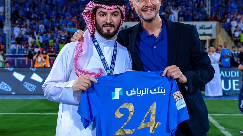 ستيف كالزادا مع فهد