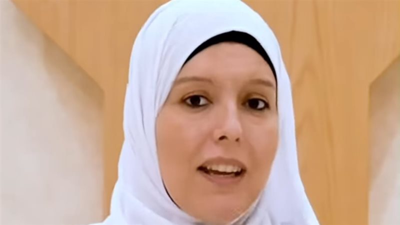 واعظة الأوقاف فاطمة