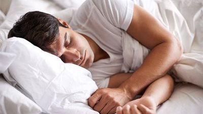 في الصيف.. 5 عادات بسيطة لتحسين جودة النوم                   