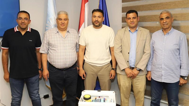 رئيس الجامعة و نائب