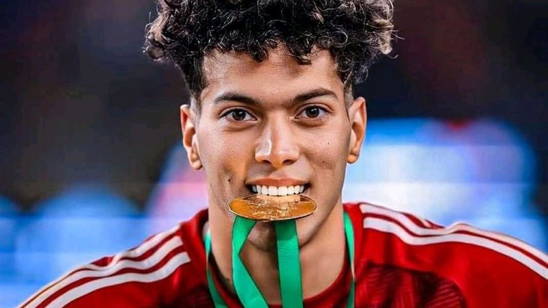 إمام عاشور نجم النادي