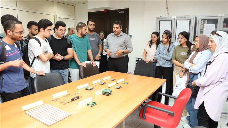طلاب هندسة أسيوط