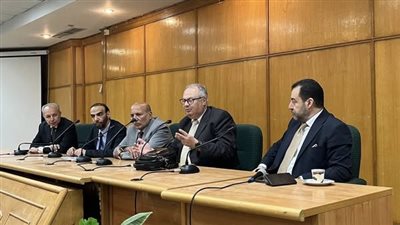 وفد المجلس العربي للاختصاصات الصحية يزور كلية طب جامعة الزقازيق ومستشفياتها