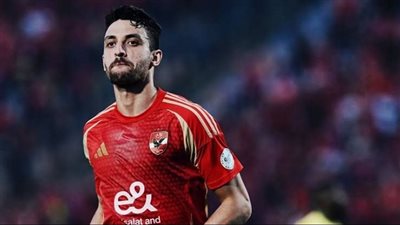 خصم 50%.. الأهلي يوقع عقوبة مشددة على طاهر محمد طاهر